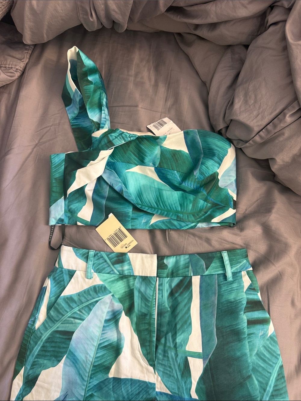 Guess by Marciano Teal Green Leaf Print Crop Top